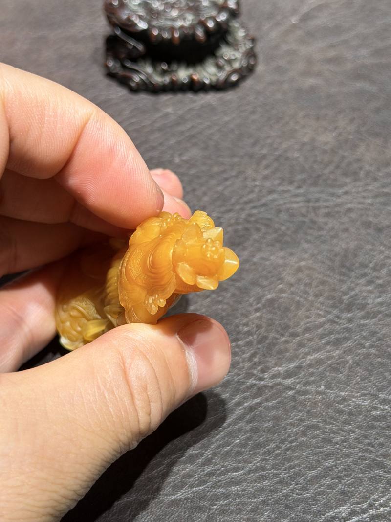 清代 寿山石观音塑像（木座、木盒） - 图14