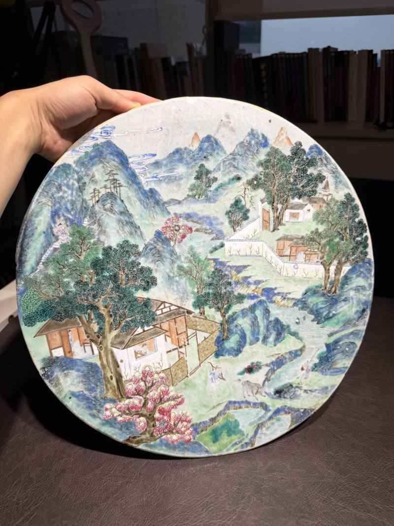 清乾隆 粉彩“渔樵耕读”图圆形瓷板 - 图13