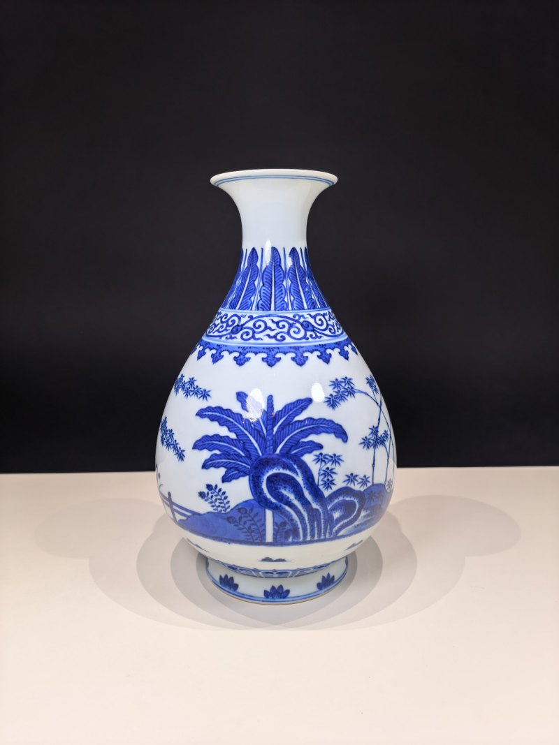 清同治 青花竹石芭蕉图玉壶春瓶 - 图4