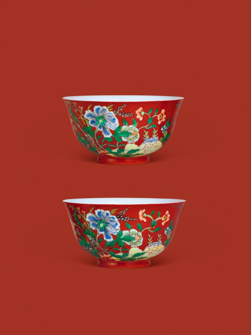清康熙 御制磁胎画珐琅红地洋彩九秋同庆图碗一对 - 图14