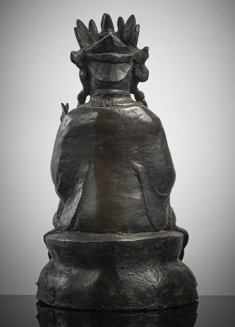 A bronze figure of a crowned Bodhisattva - 图2