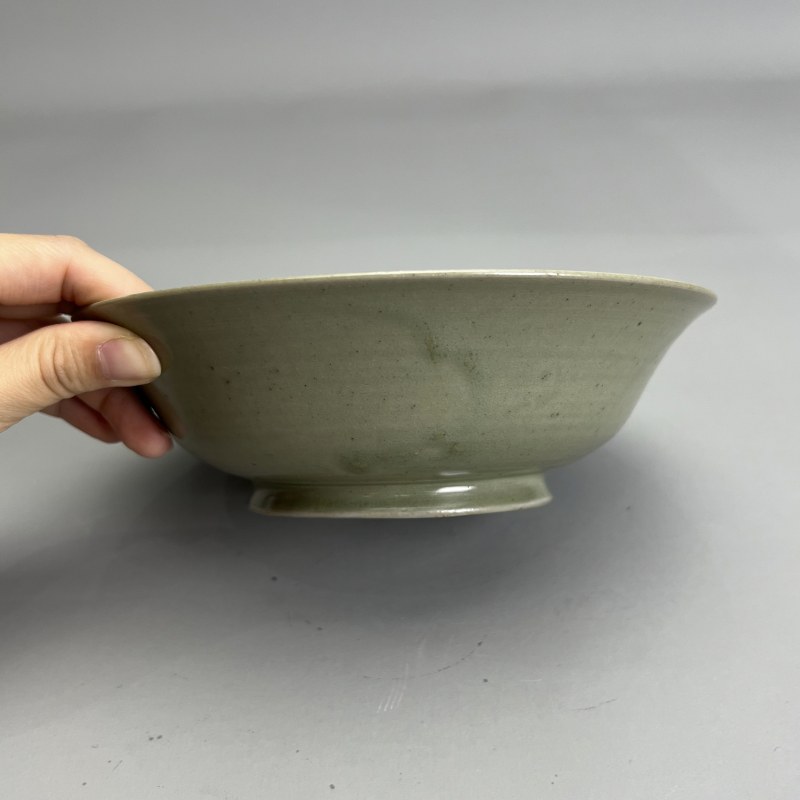 明代 青釉蝴蝶纹盘 - 图23