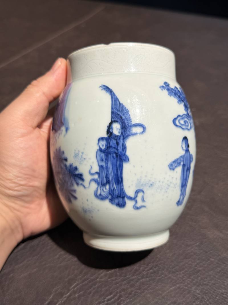 明崇祯 青花“宫妃图”莲子罐 - 图11