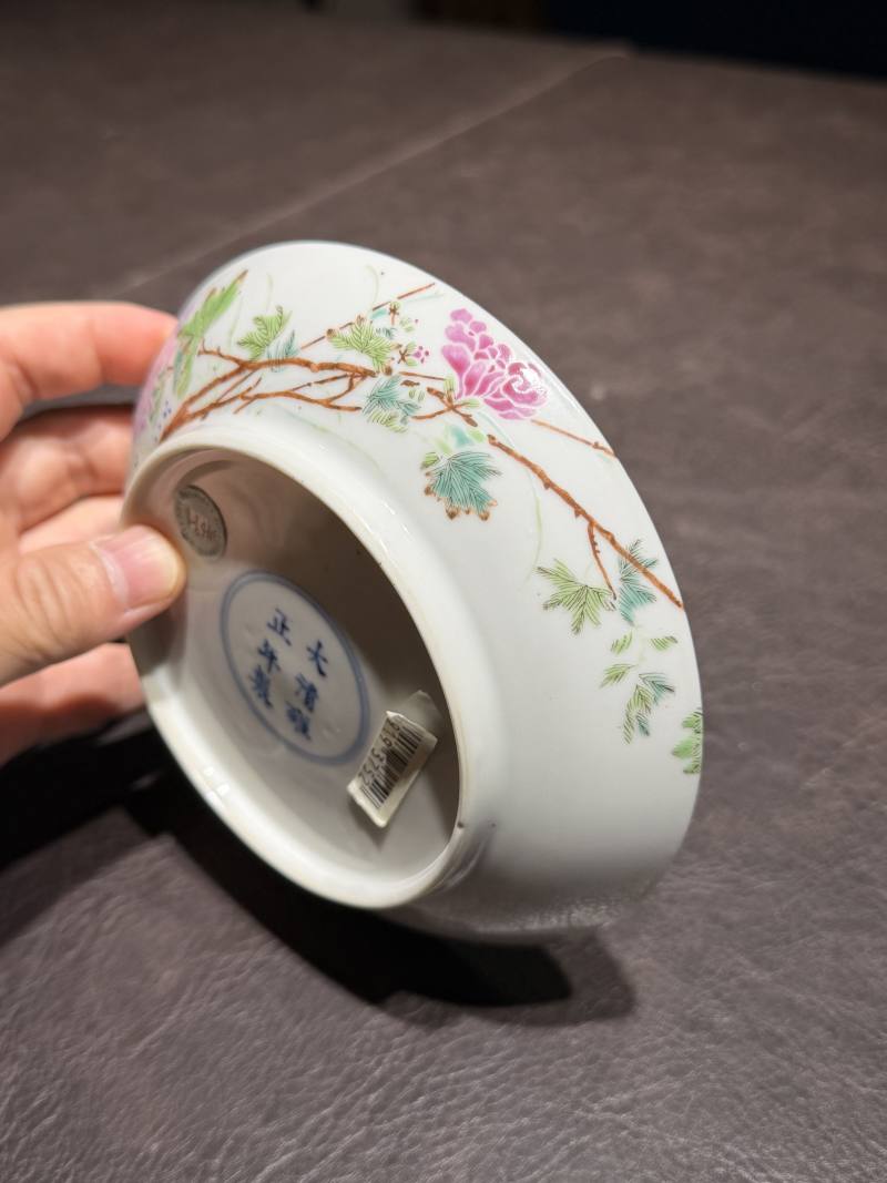清雍正 粉彩“蝶恋花”纹盘 - 图17