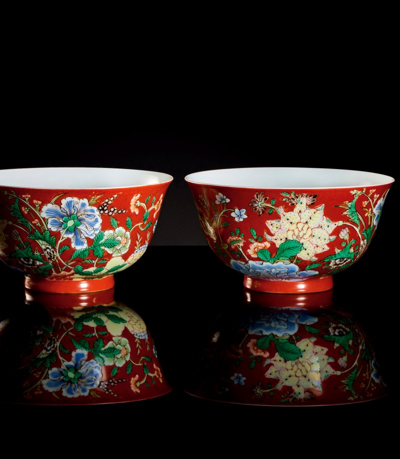 清康熙 御制磁胎画珐琅红地洋彩九秋同庆图碗一对 - 图15