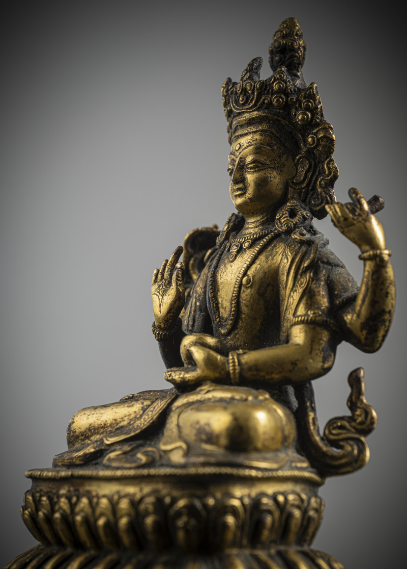 A gilt-bronze of a four-armed Bodhisattva - 图3