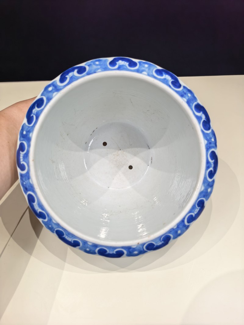 民国 王步风格青花花鸟纹花盆 - 图10