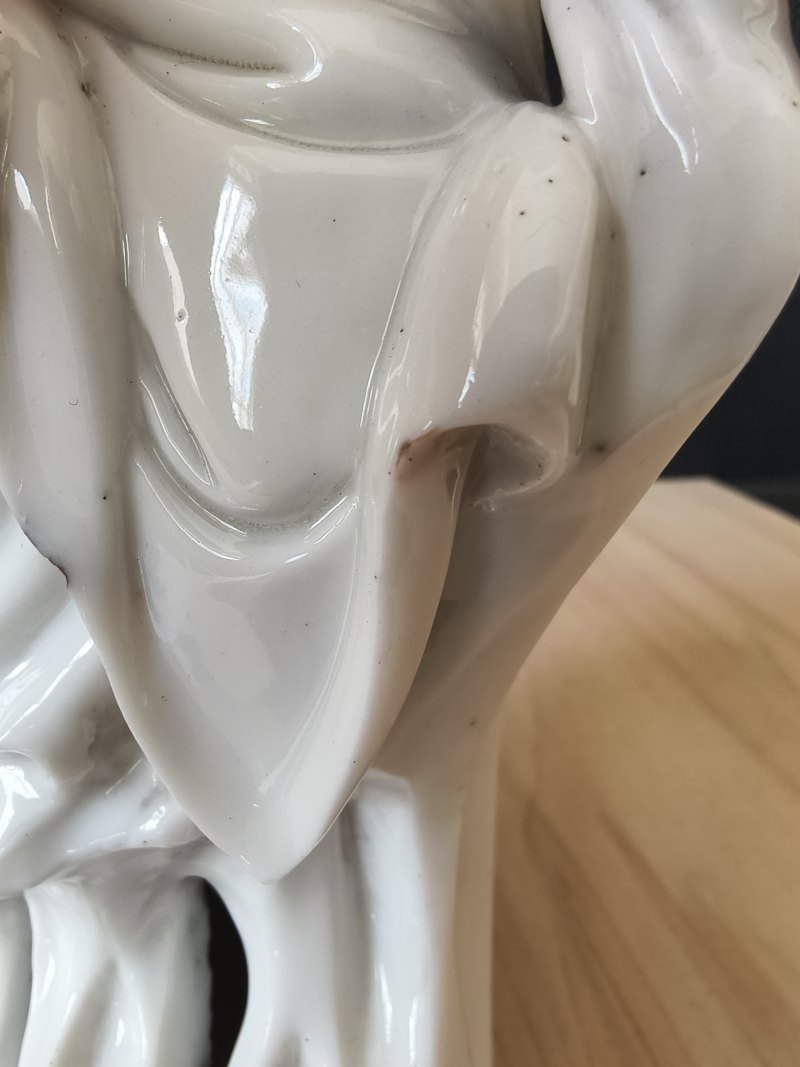 A dehua figure of a Guanyin and child - 图9