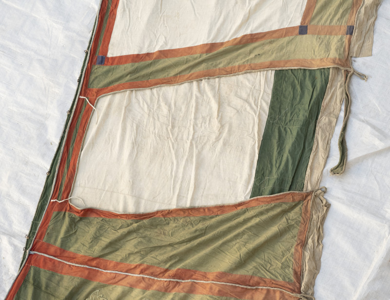 A LARGE APPLIQUÉ COTTON TENT - 图25
