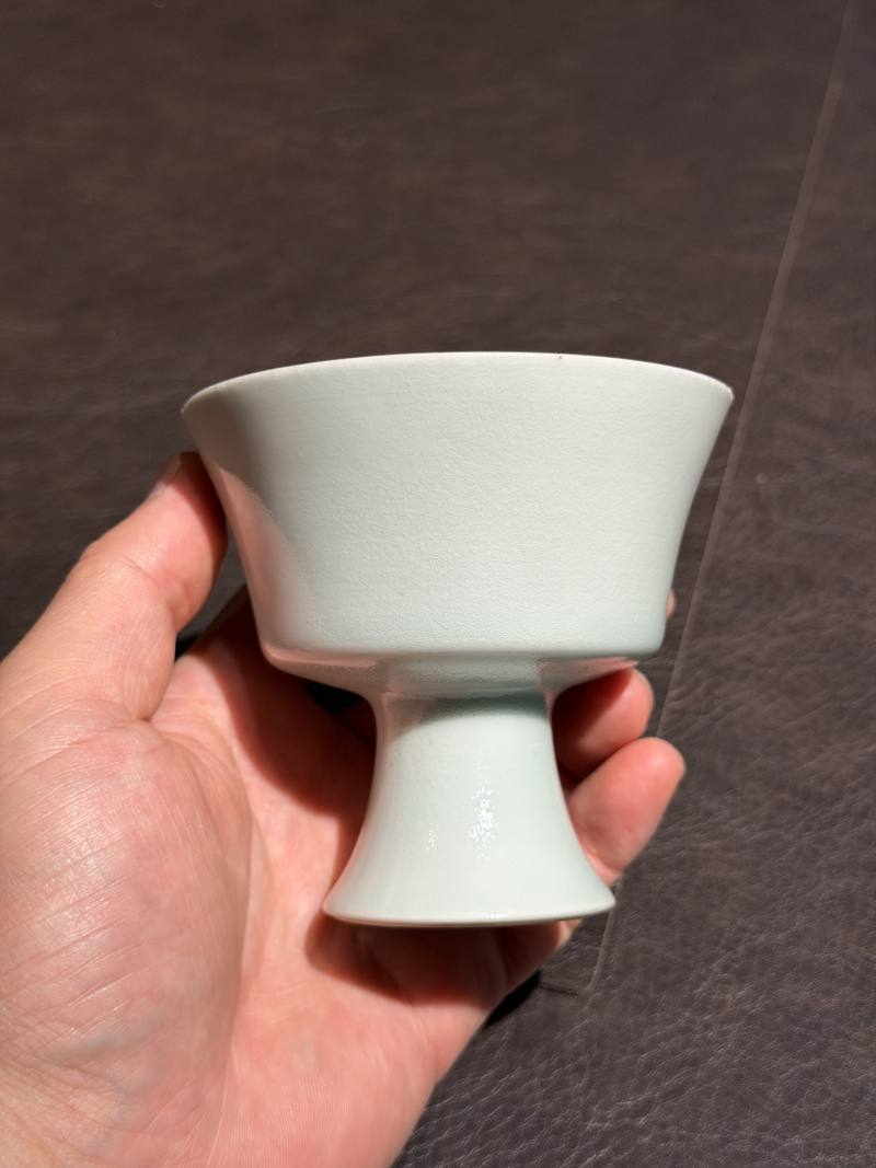 清雍正 青釉模印凤纹高足杯 - 图3