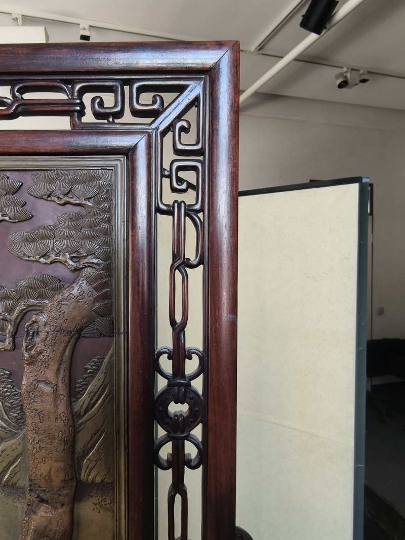 A fine carved Duan stone panel mounted as table screen - 图7