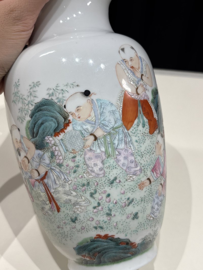 民国 粉彩婴戏灯笼瓶 - 图8