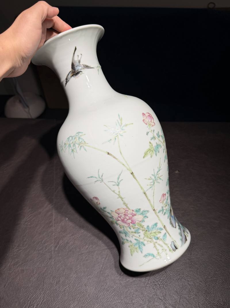 民国 粉彩山石花鸟纹观音尊 - 图6