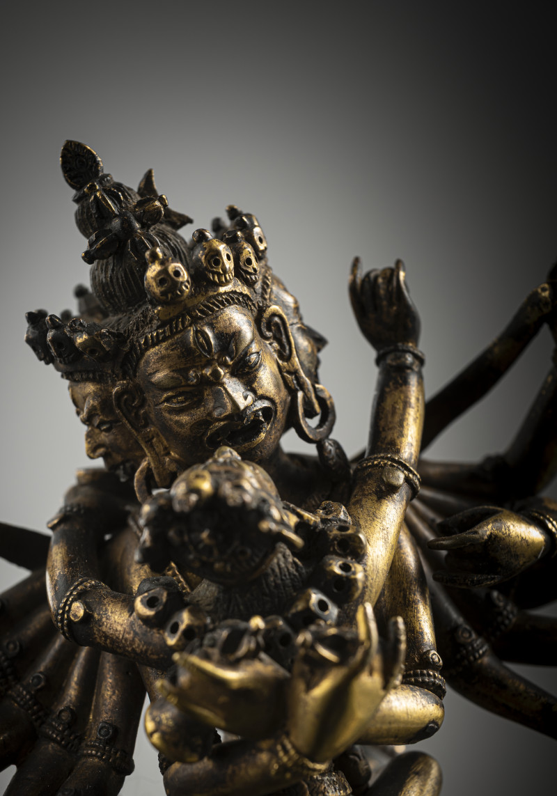 A fire-gilt bronze of Cakrasamvara in yab-yum with attributes - 图4