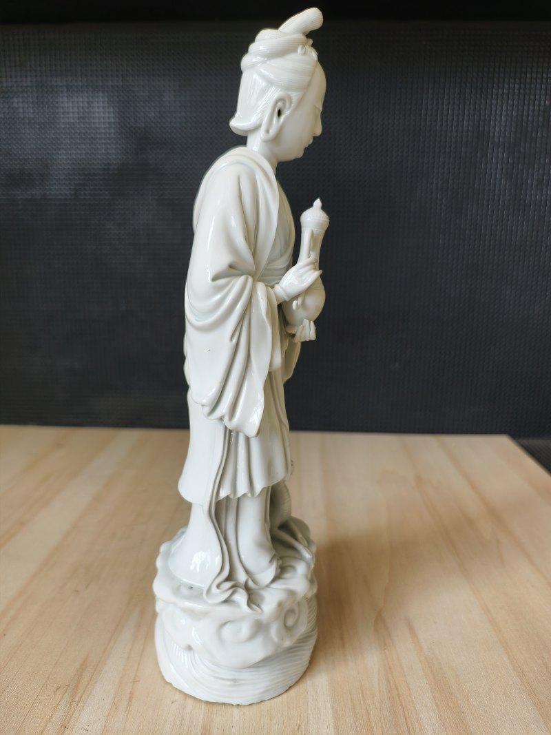 A Dehua figurine of an immortal with a deer and a jug - 图7