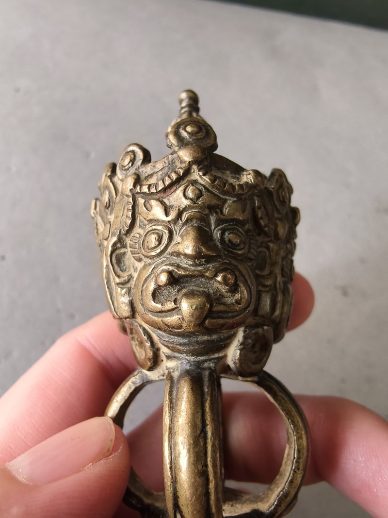 Ritual dagger phurbu made of brass or bronze respectively - 图14