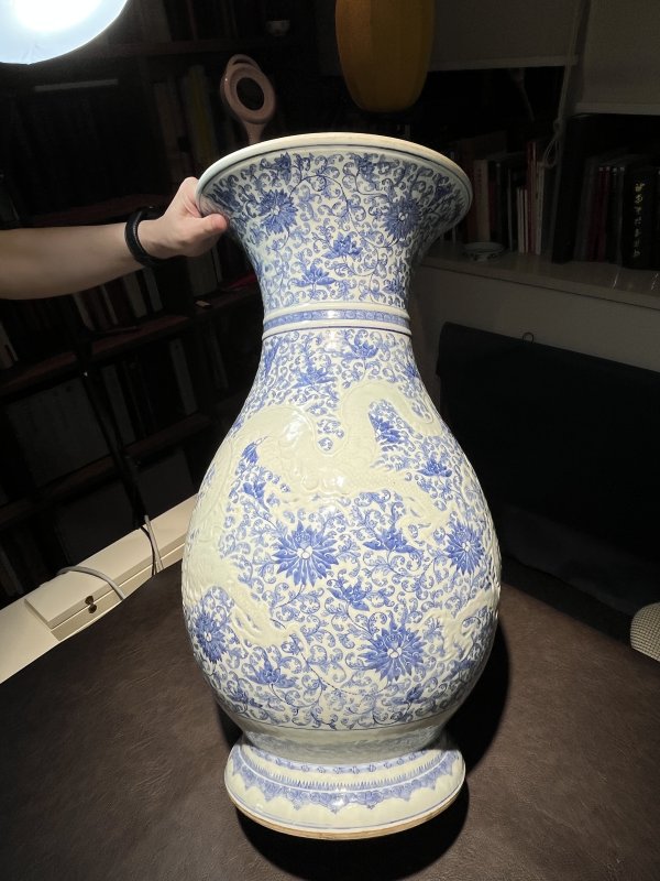 清雍正 青花锥拱穿花龙纹大尊 - 图19