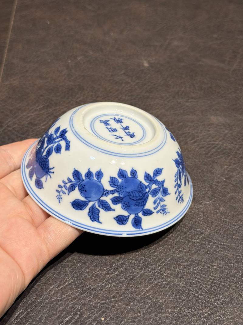 清康熙 青花花果纹卧足杯 - 图13