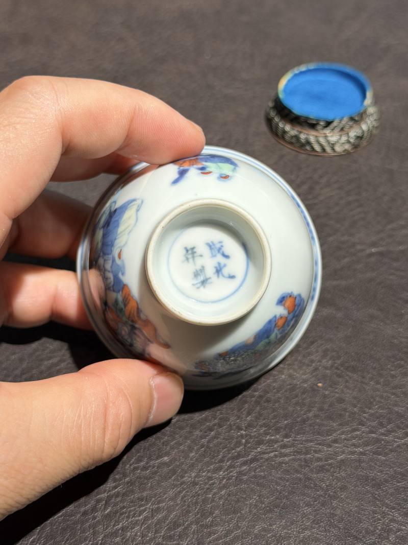 清雍正 斗彩三星人物纹酒圆一对（配座） - 图20