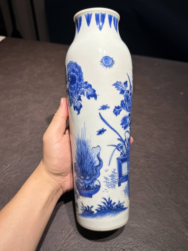 明崇祯 青花博古纹筒瓶 - 图5
