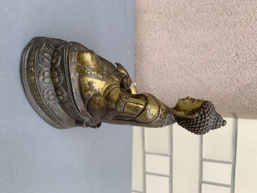 A GILT-COPPER FIGURE OF BUDDHA SHAKYAMUNI - 图7