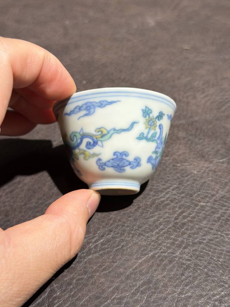 明成化 斗彩螭龙纹杯 - 图10