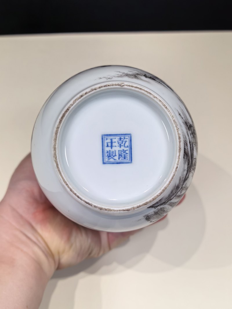 民国 墨彩山水楼阁图瓶 - 图11