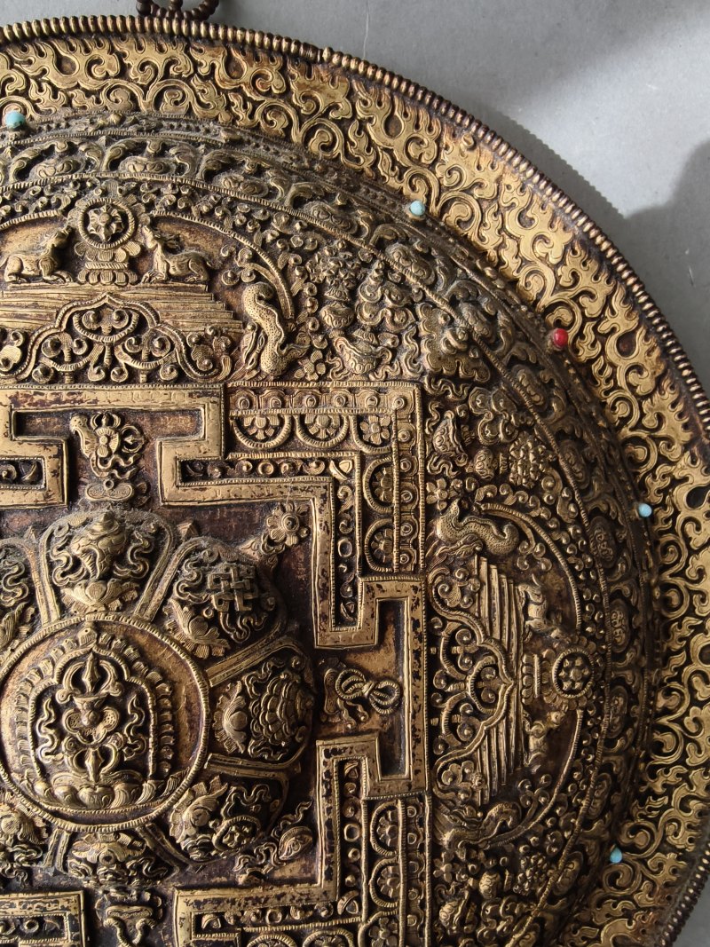 A PARCEL GILT-COPPER MANDALA - 图10