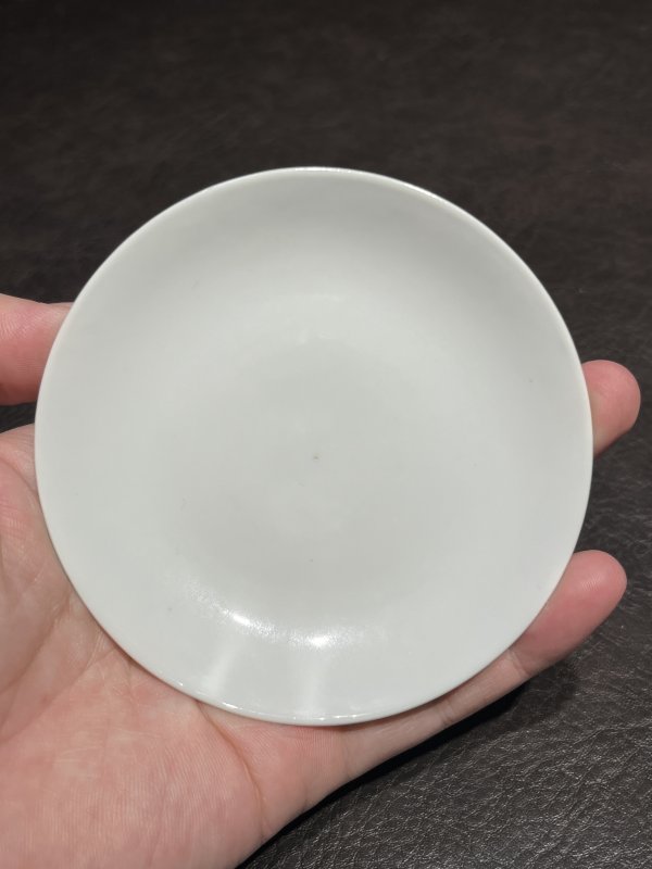 清光绪 粉彩描金百蝶盖碗一对 - 图9