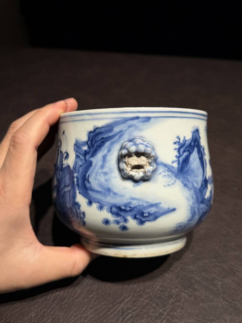 明崇祯 青花罗汉图狮耳炉 - 图6