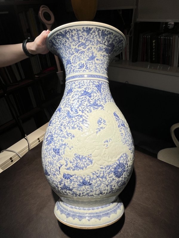 清雍正 青花锥拱穿花龙纹大尊 - 图20