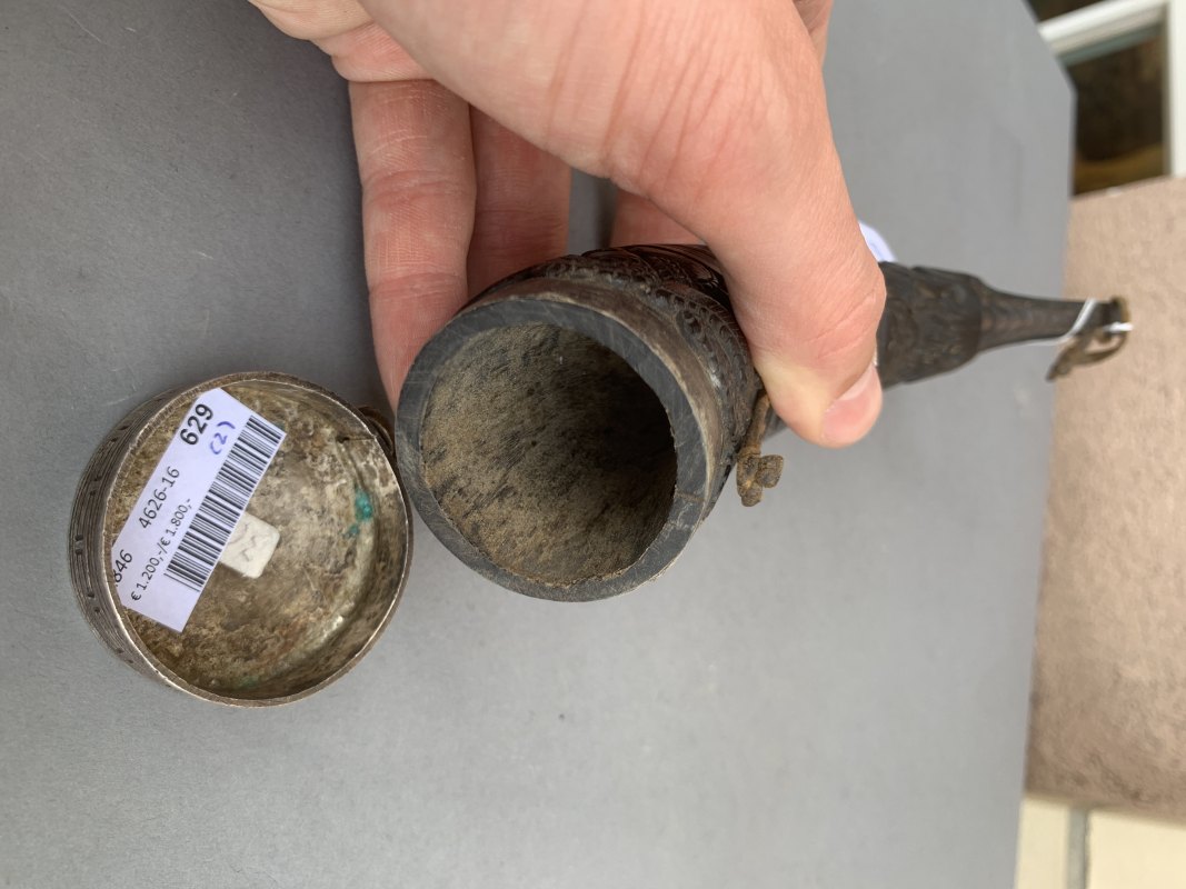 A FINE CARVED HORN MAGICAL POWDER CONTAINER - 图8