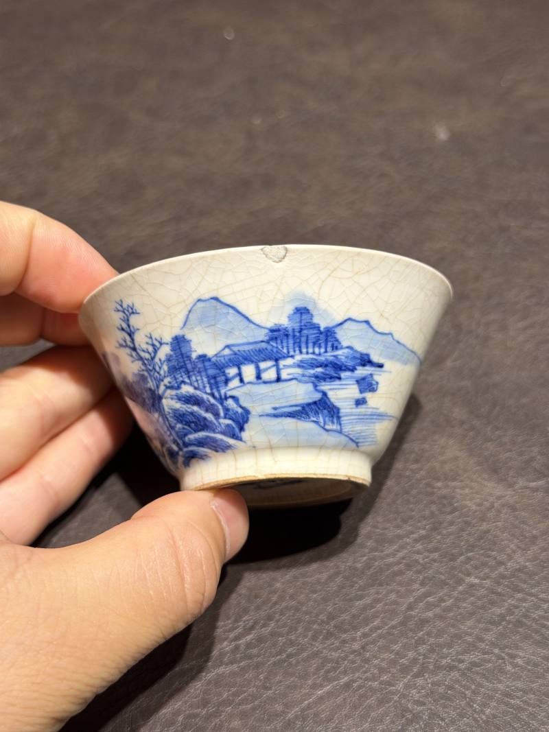 清康熙 青花“鹤鹿同春”若深杯一组三只 - 图46