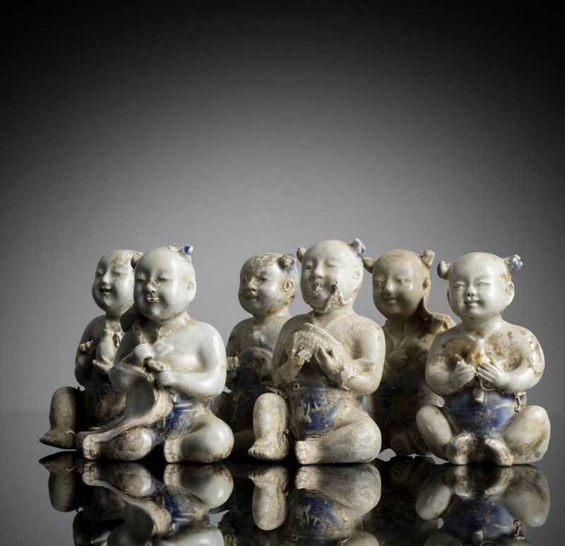 A group of six underglaze-blue painted porcelain boys - 图3