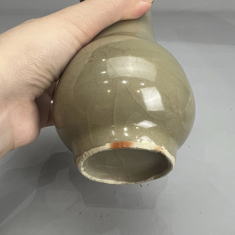 明代 龙泉窑米黄釉箸瓶 - 图12