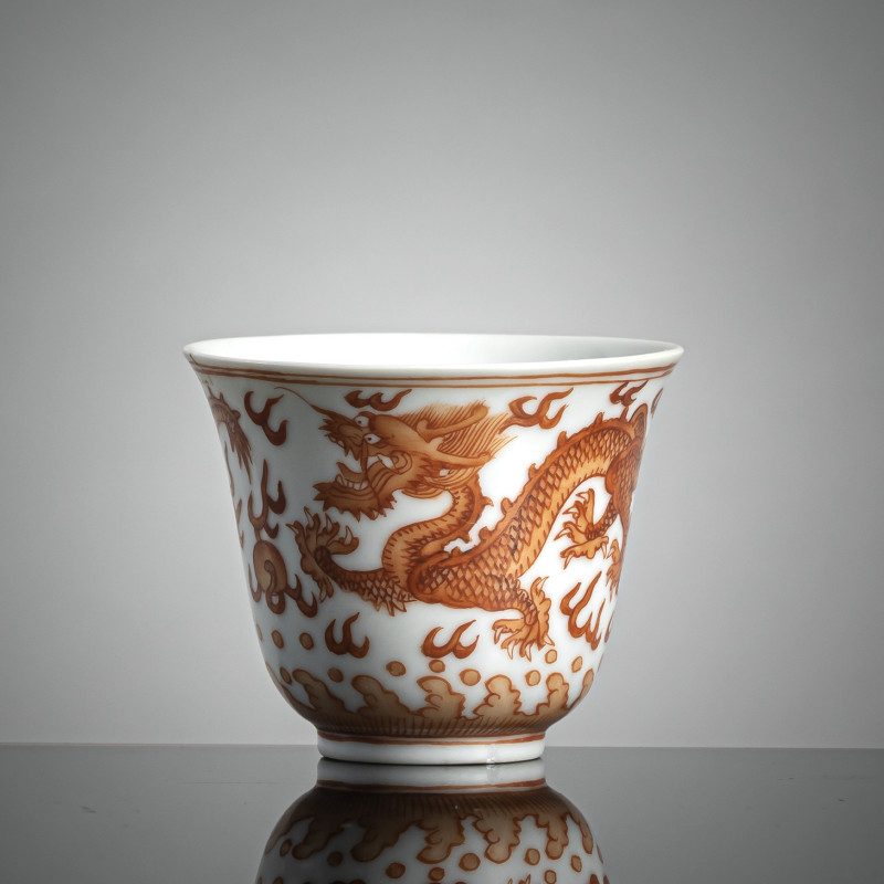 An iron red decorated porcelain dragon wine cup - 图1