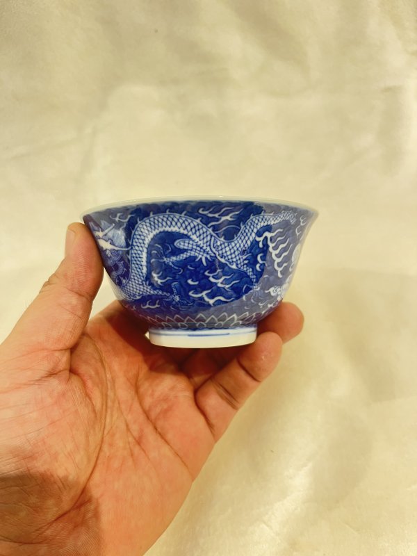 青花留白双龙戏珠纹碗 - 图4