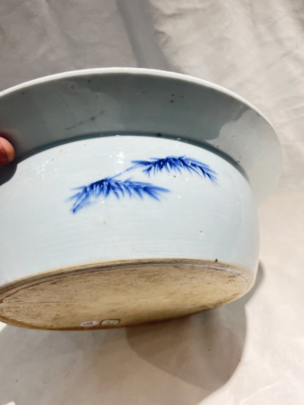 青花夔凤寿字纹折沿盆 - 图10