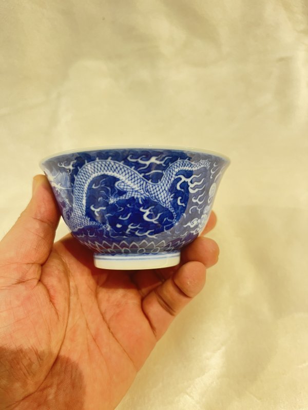 青花留白双龙戏珠纹碗 - 图6