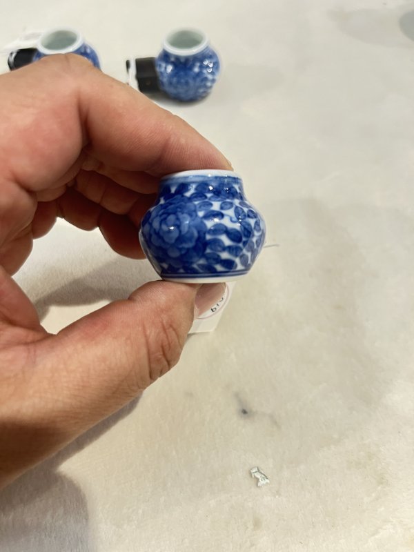 青花牡丹花卉纹鸟罐一套 - 图5