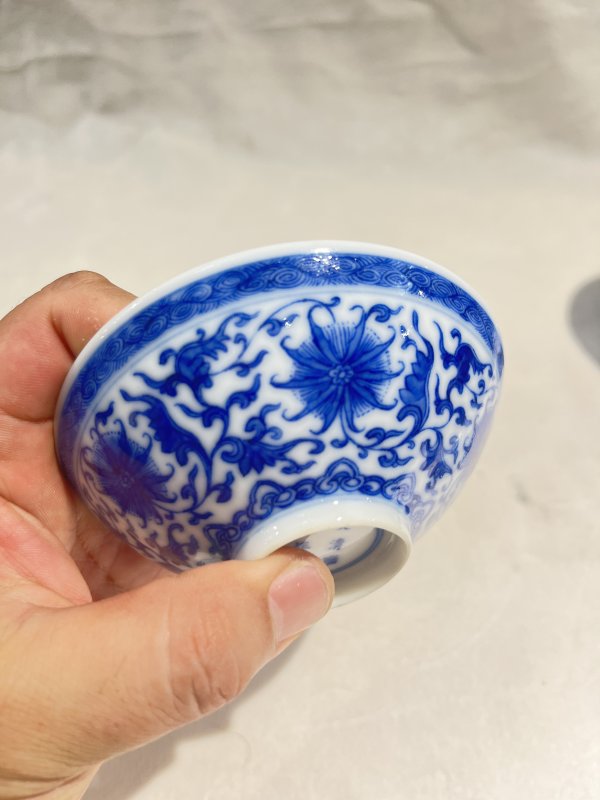 青花缠枝莲纹斗笠盏一套 - 图6
