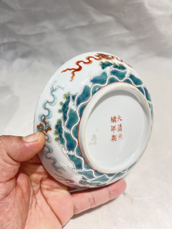 绿地粉彩花鸟纹盘一对 - 图14