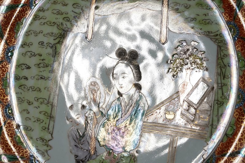 清咸丰 广彩侍女图盘 - 图15