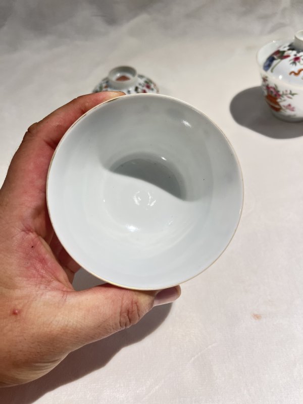 粉彩无双谱盖碗两套一组 - 图8