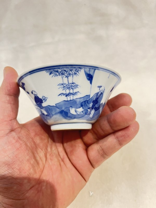 青花高仕童子纹斗笠盏一对 - 图6