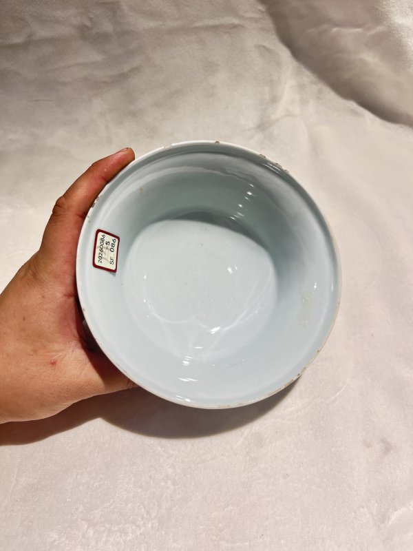 青花缠枝莲纹盖碗一套 - 图8