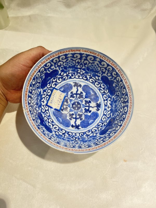 内青花缠枝花卉外粉彩花鸟纹碗 - 图7