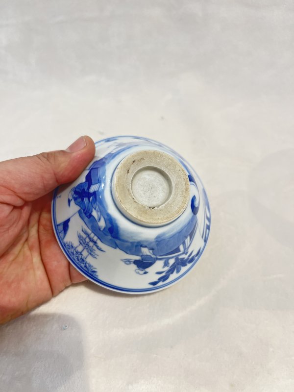 青花高仕童子纹斗笠盏一对 - 图9