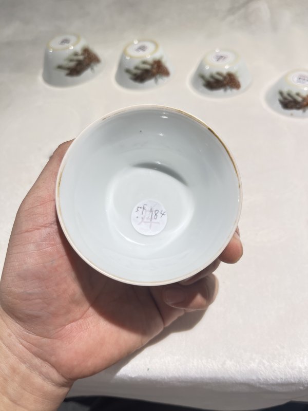 粉彩灵鹿献瑞纹套杯一套 - 图17