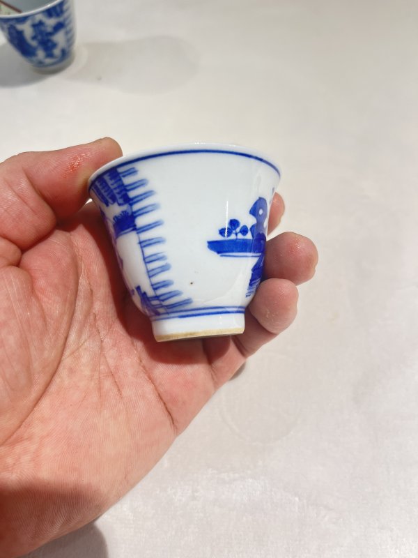 青花八蛮献宝纹铃铛杯一对 - 图11